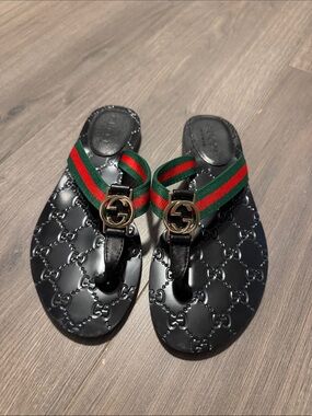 Gucci Black Kids Sandals with Green and Red Web Stripe and Gold GG